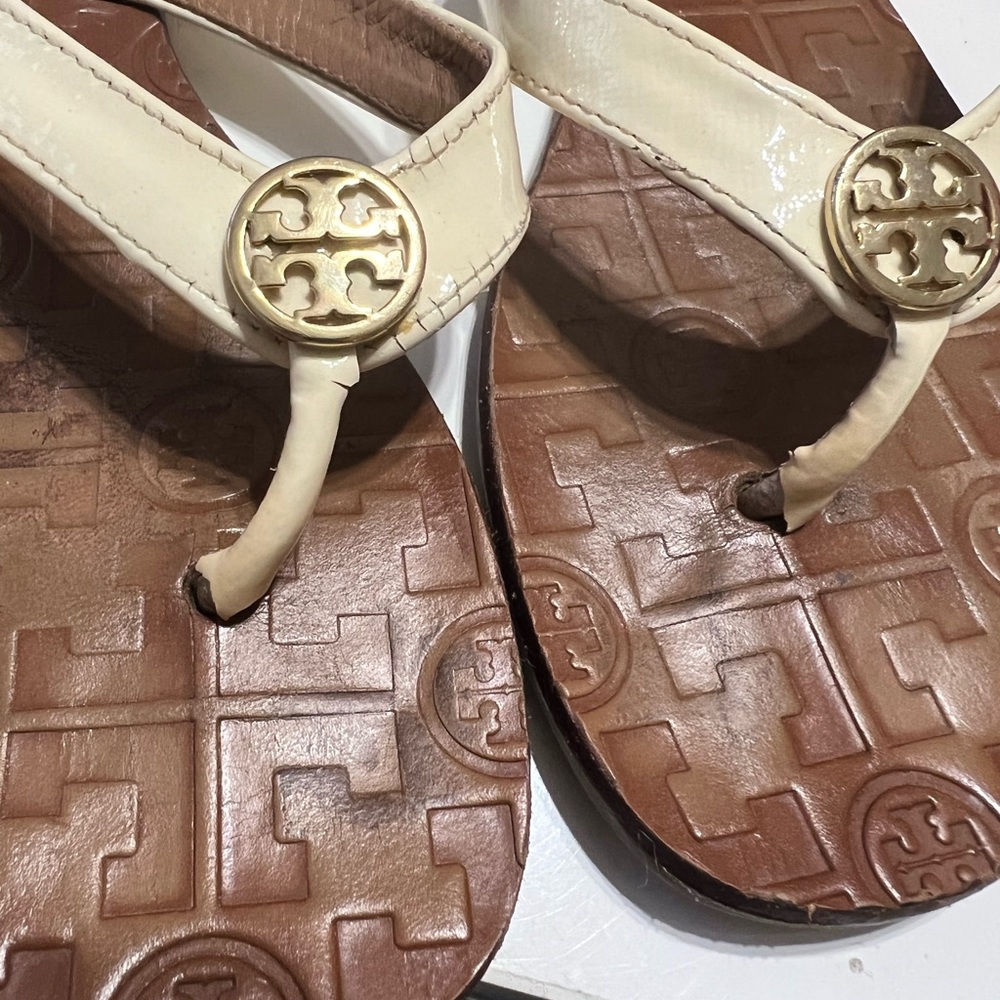 Tory Burch - Picture 2 of 5